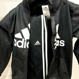 Adidas boy kids matching set zise 7